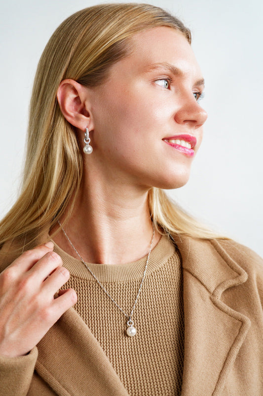 ADAGIO DUO HOOP PEARL EARRING SILVER