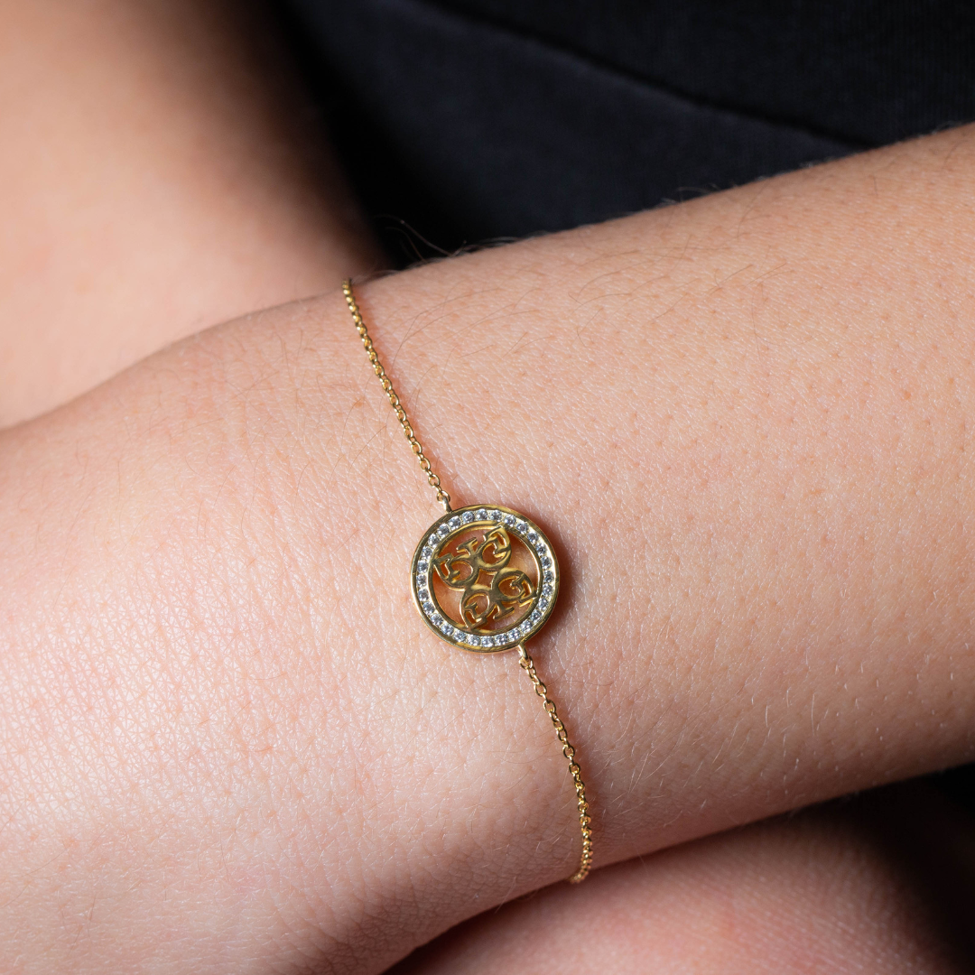SIGNATURE MEDALION BRACELET GOLD