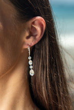 Load image into Gallery viewer, MIRAGE OLGA EARRINGS SILVER