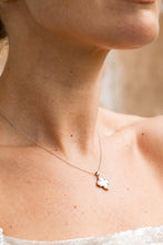 Load image into Gallery viewer, SYDNEY SOIRÉE FAIRWATER MOTHER OF PEARL PENDANT SILVER