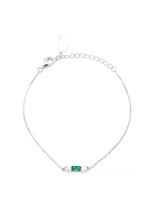 Load image into Gallery viewer, EMERALD ISLE FRESHWATER PEARL BRACELET IN EMERALD AND SILVER