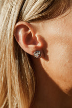 Load image into Gallery viewer, CHIC NOEL TOI ET MOI CIRCLE EARRINGS SILVER