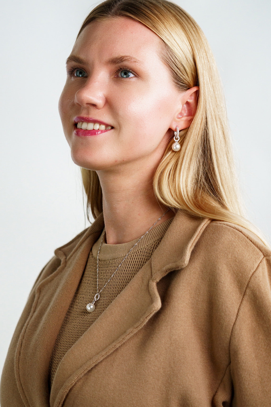 ADAGIO DUO HOOP PEARL EARRING SILVER