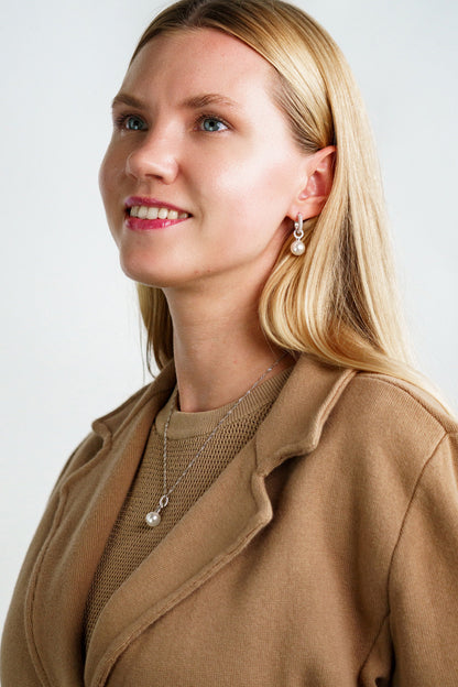 ADAGIO DUO HOOP PEARL EARRING SILVER