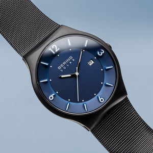 Bering Solar Brushed Black Mesh Watch